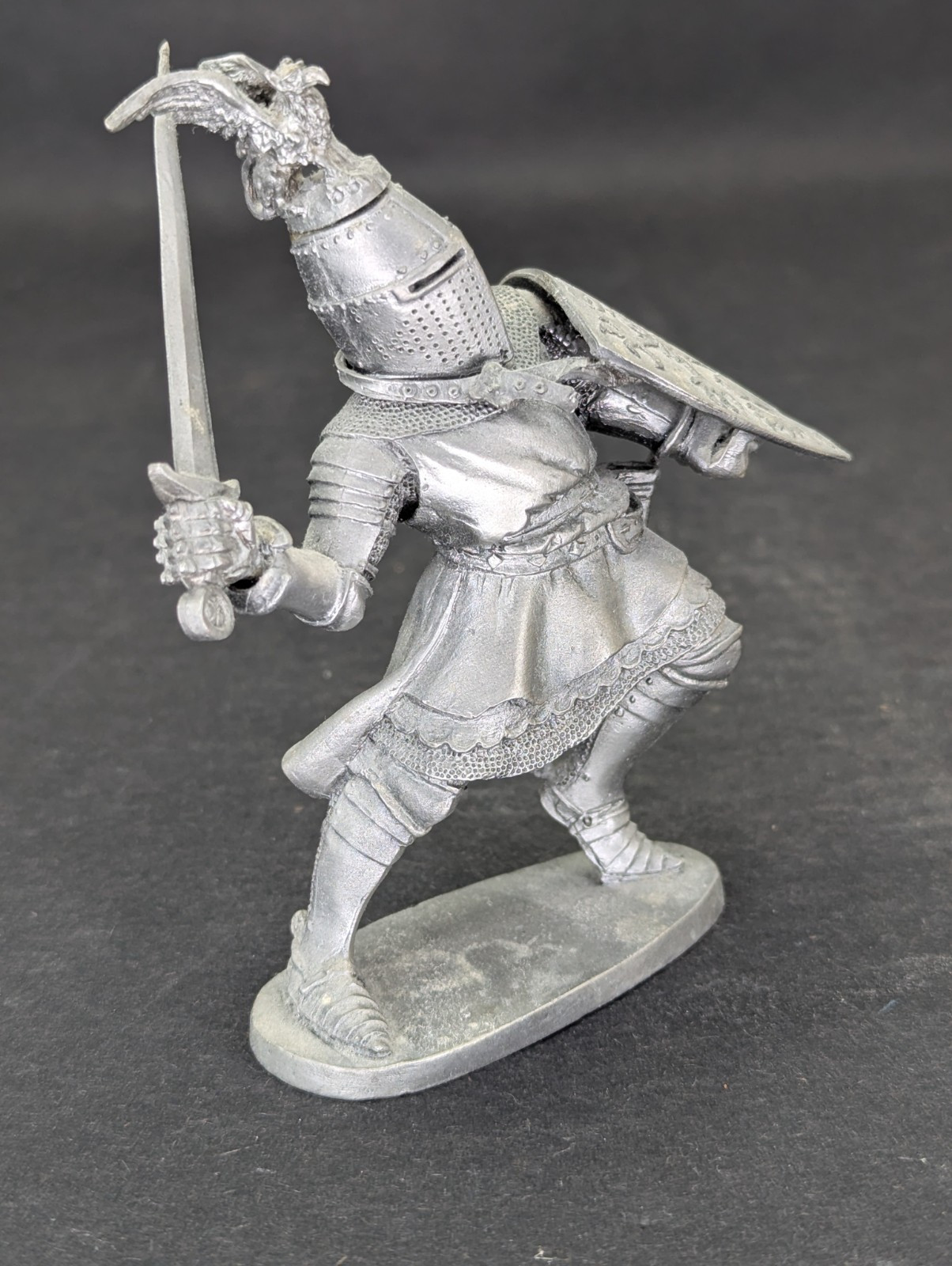 Perth Pewter Knight w/Sword Shield Ray Lamb Superior Models Inc FA-56 Vtg 1983