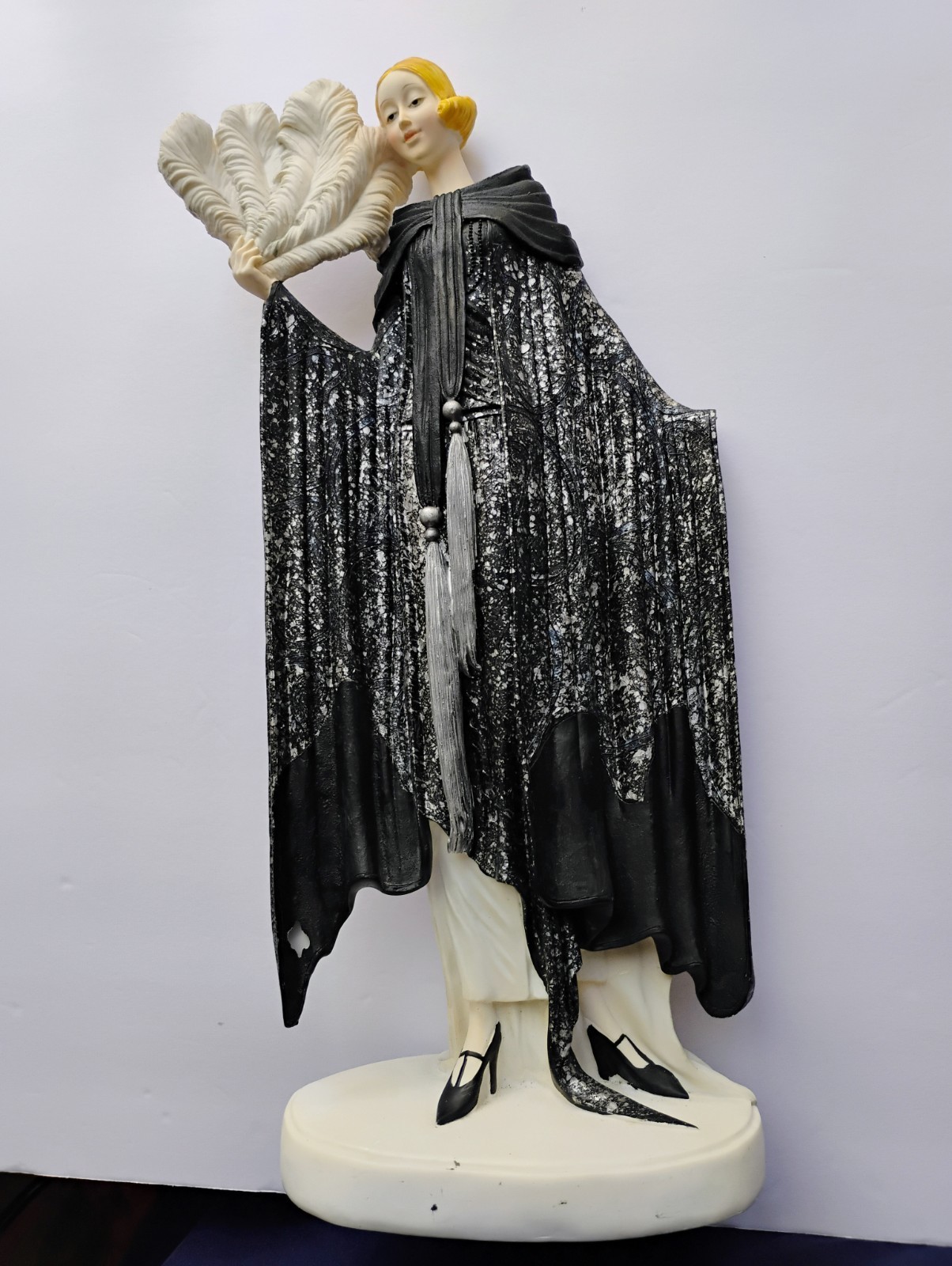 Art Deco Woman Ceramic Figurine Feather Fan Painted Black White Silver. Damaged