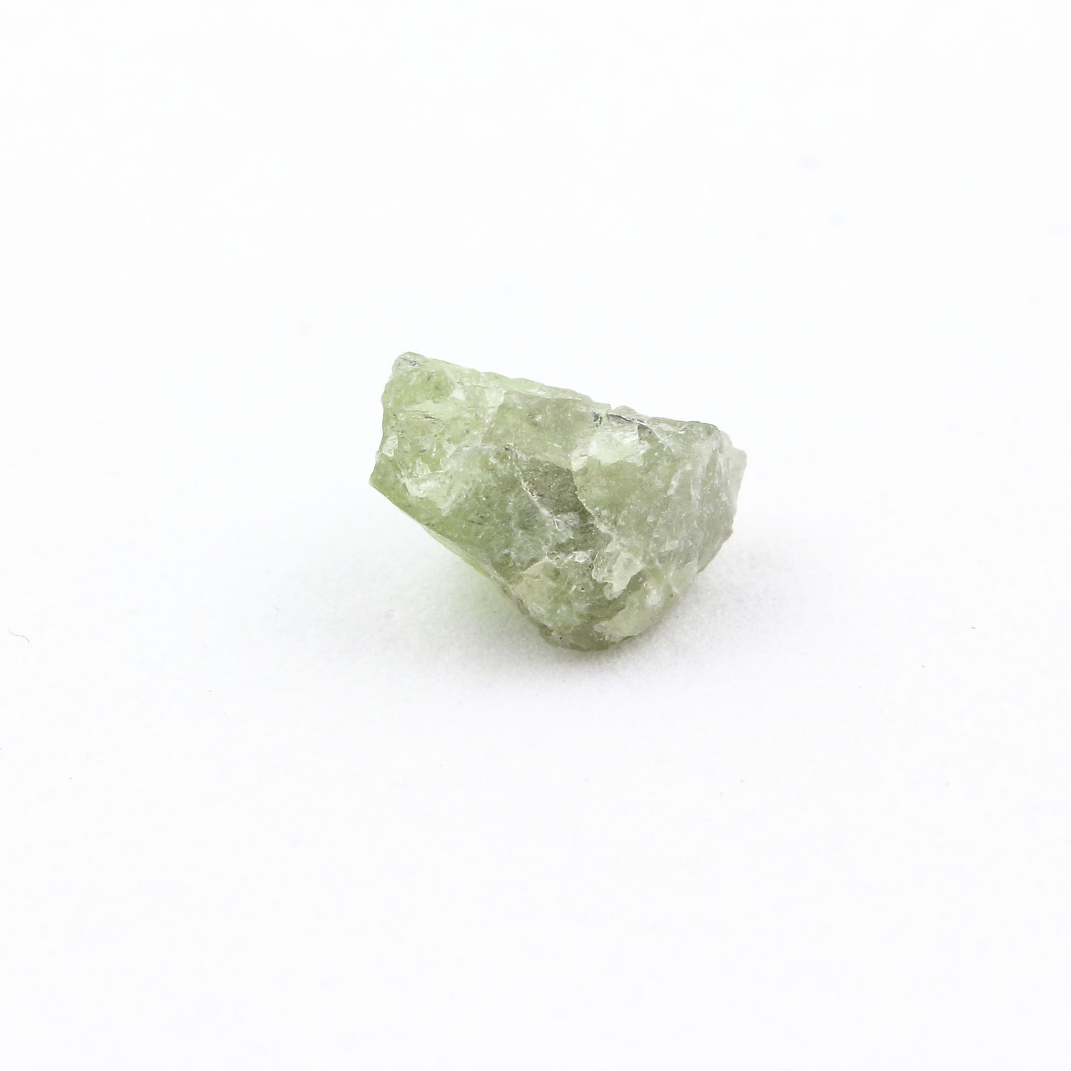 stones And Minerals. Peridot. 2.500 Ct. Almklovdalen, Vanylven, Norway.