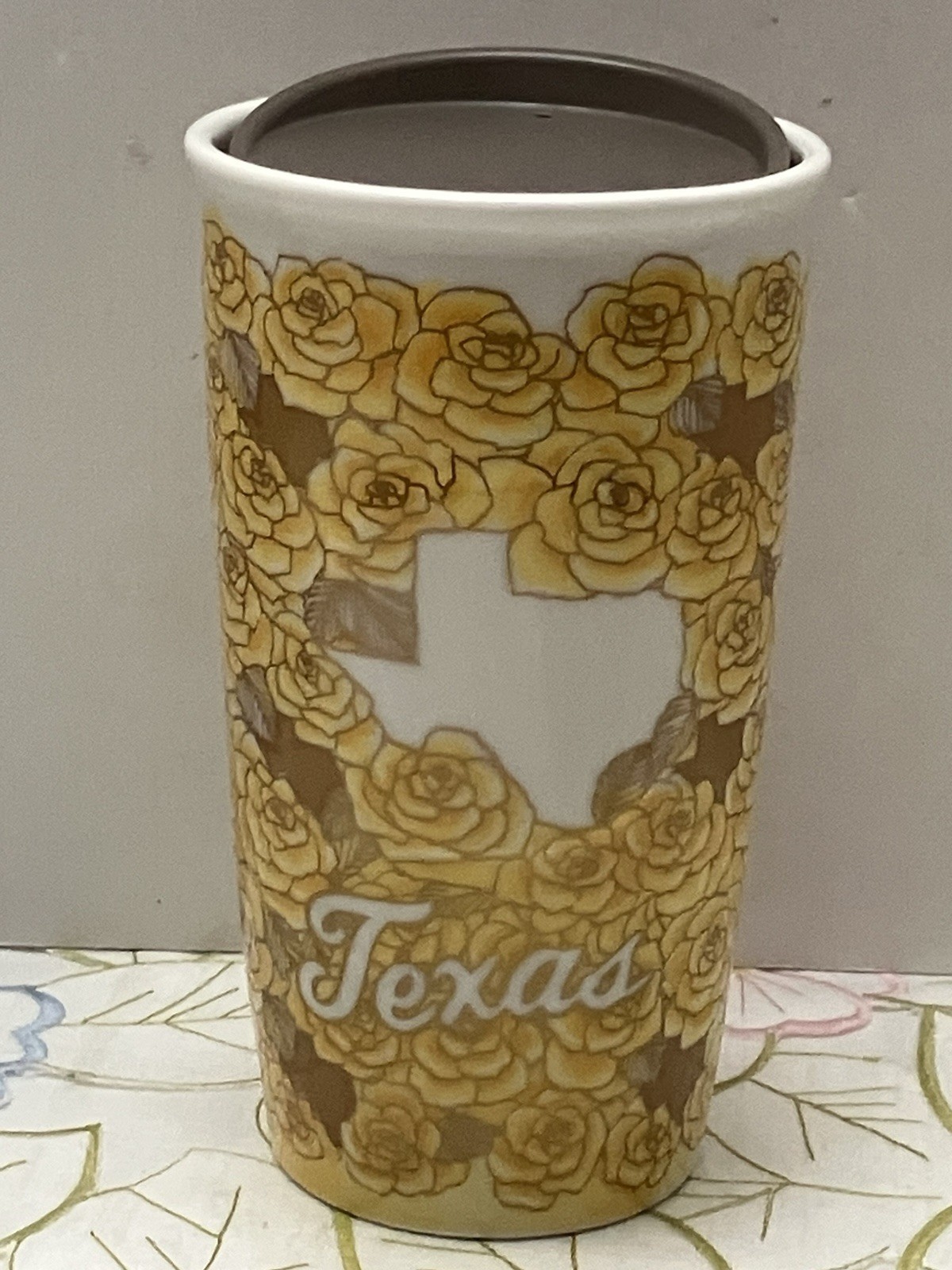 2016 Starbucks Yellow Rose of Texas 10oz Tumbler Travel Coffee Mug 6 1/8”H New