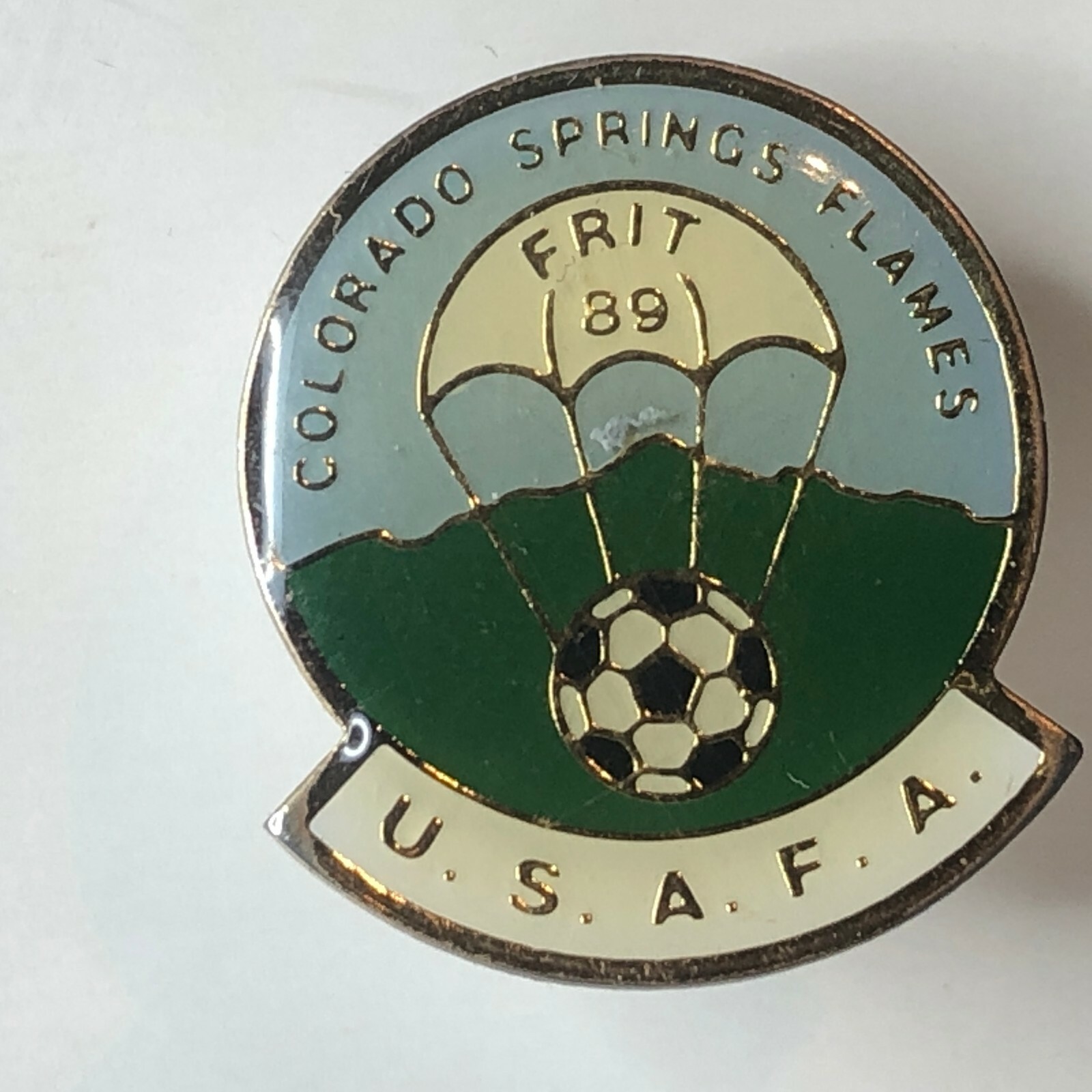 1989 Colorado Springs Flames Amateur Football Soccer Club Badge 22 x 19 mm