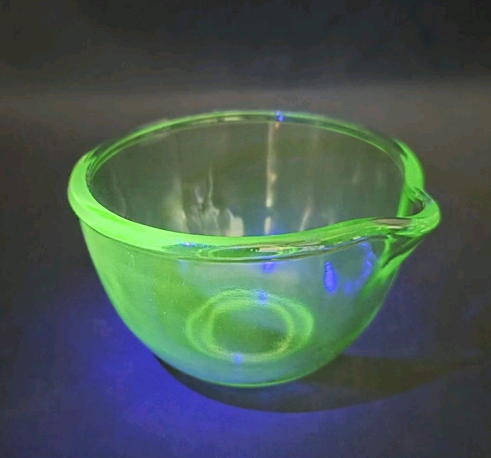 Child’s Uranium Glass Mixing Bowl w/ Spout 4.5” Vintage Rare