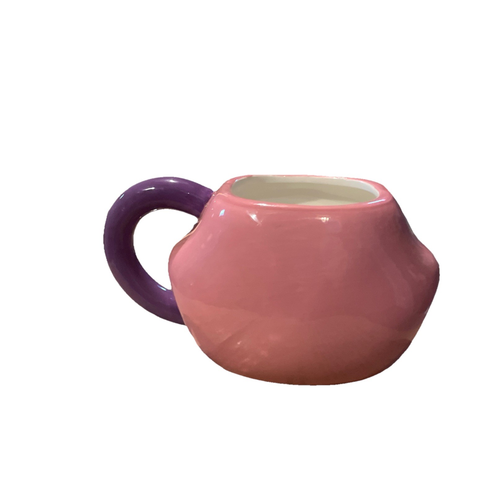 Unique Bratz 20-Ounce Ceramic Mug with 3D Lips Design – Hand Wash Only