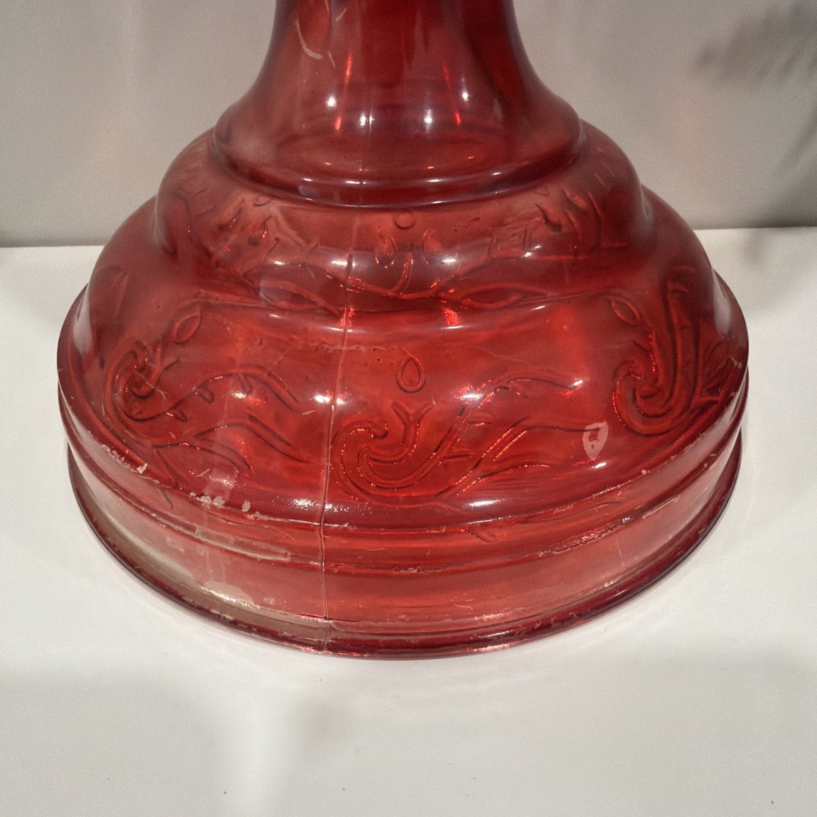 Vintage red embossed glass kerosene oil lamp w metal burner