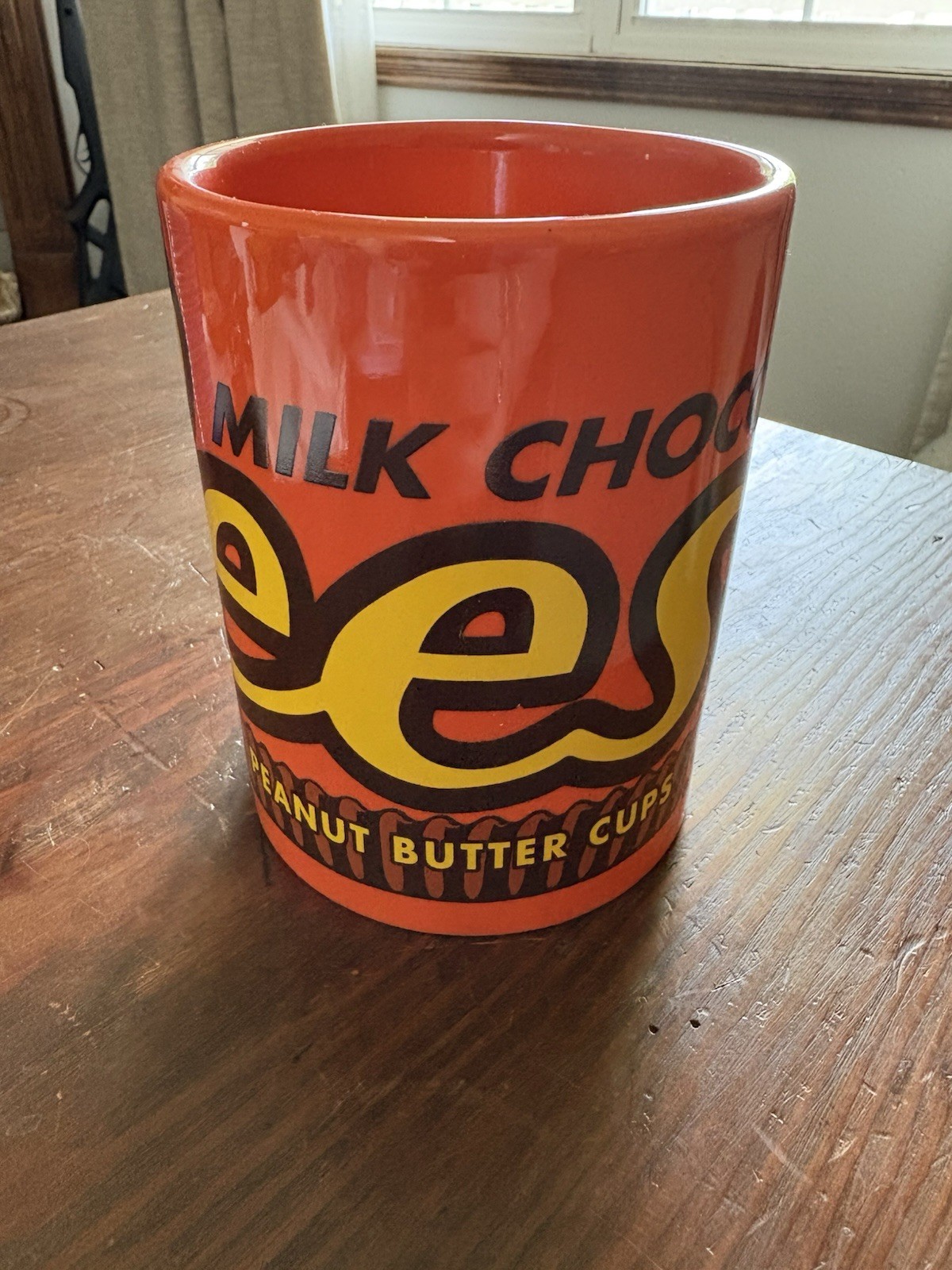 Reese’s Peanut Butter Cups Jumbo Mug 2009 Orange Black Yellow