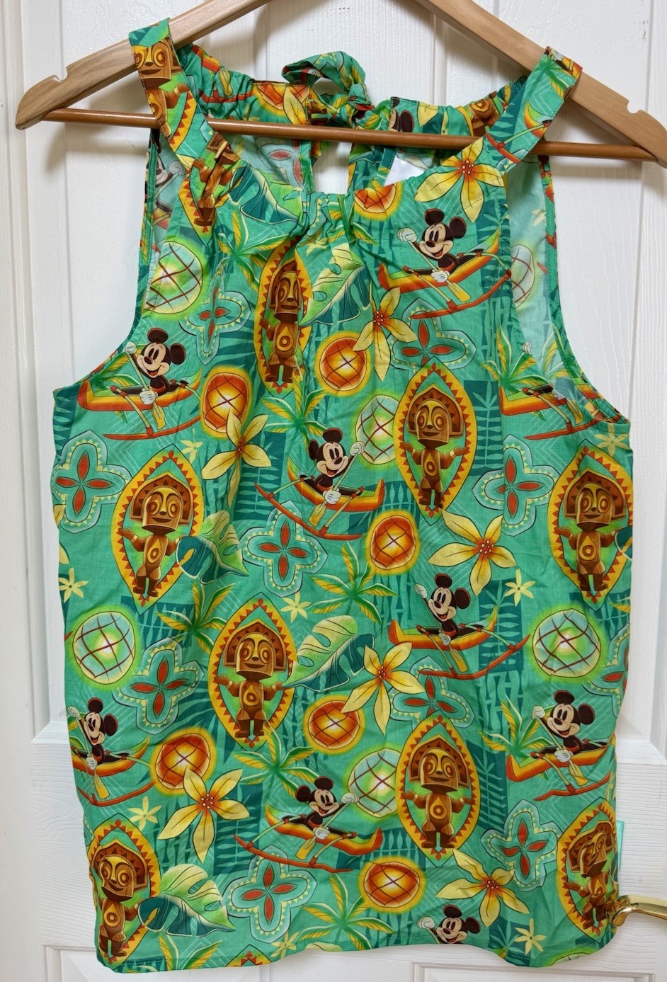 Disney Polynesian Village Resort Top Mickey Mouse Maui Ladies Size S NWT