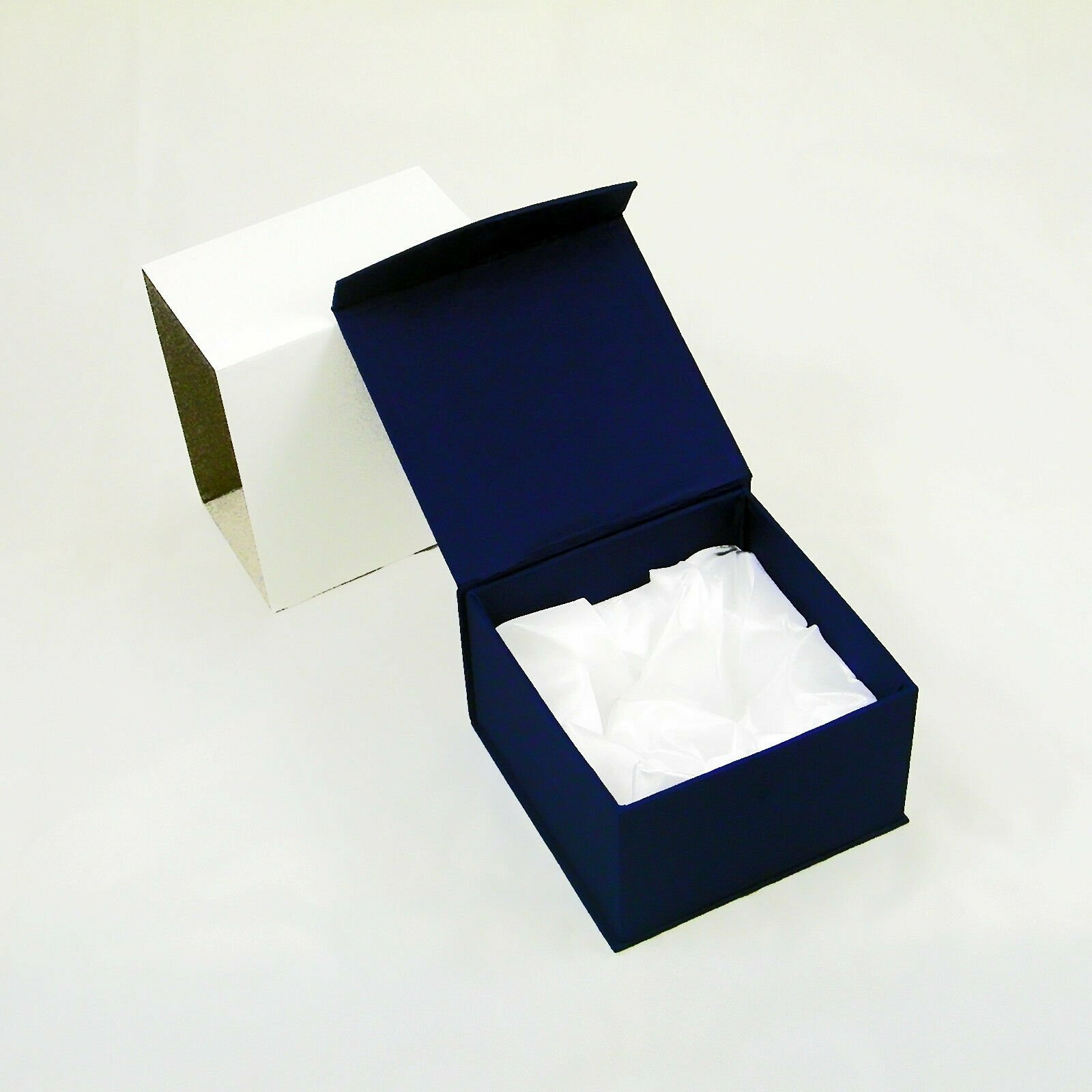 High Quality Crystal Globe Paperweight 2.3″ with Gift Box