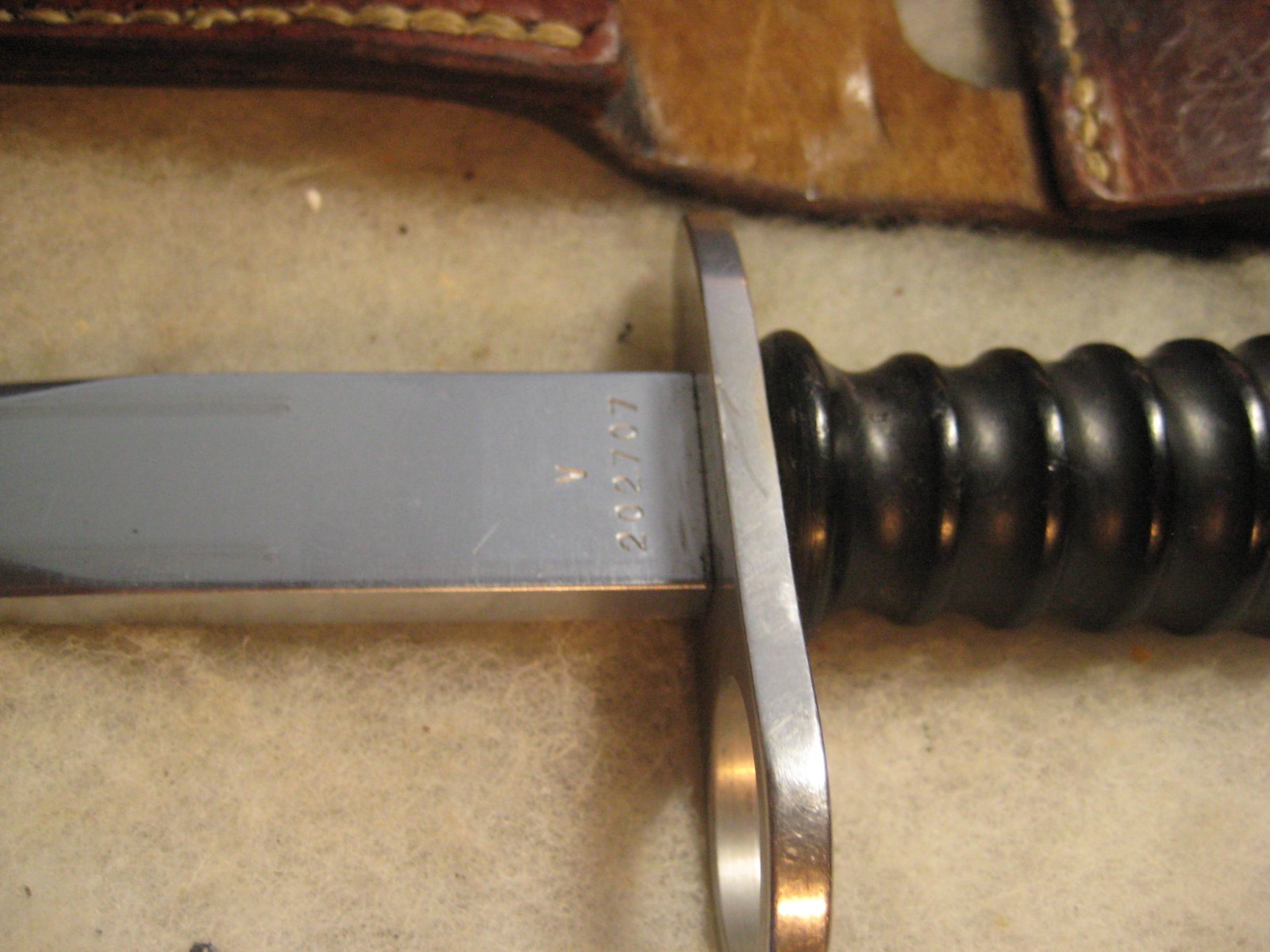 Swiss M1957 57 Combat Knife Bayonet w/ Frog & Scabbard – Switzerland